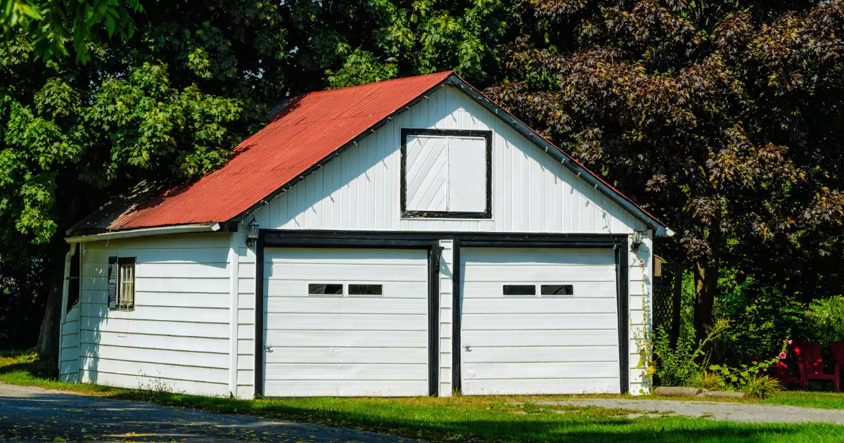 What Is A Detached Garage